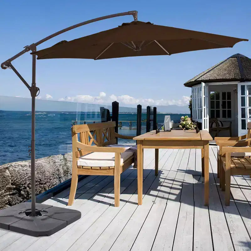 Parasol déporté de patio avec base en croix