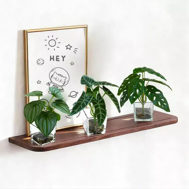 Plantes artificielles en pot