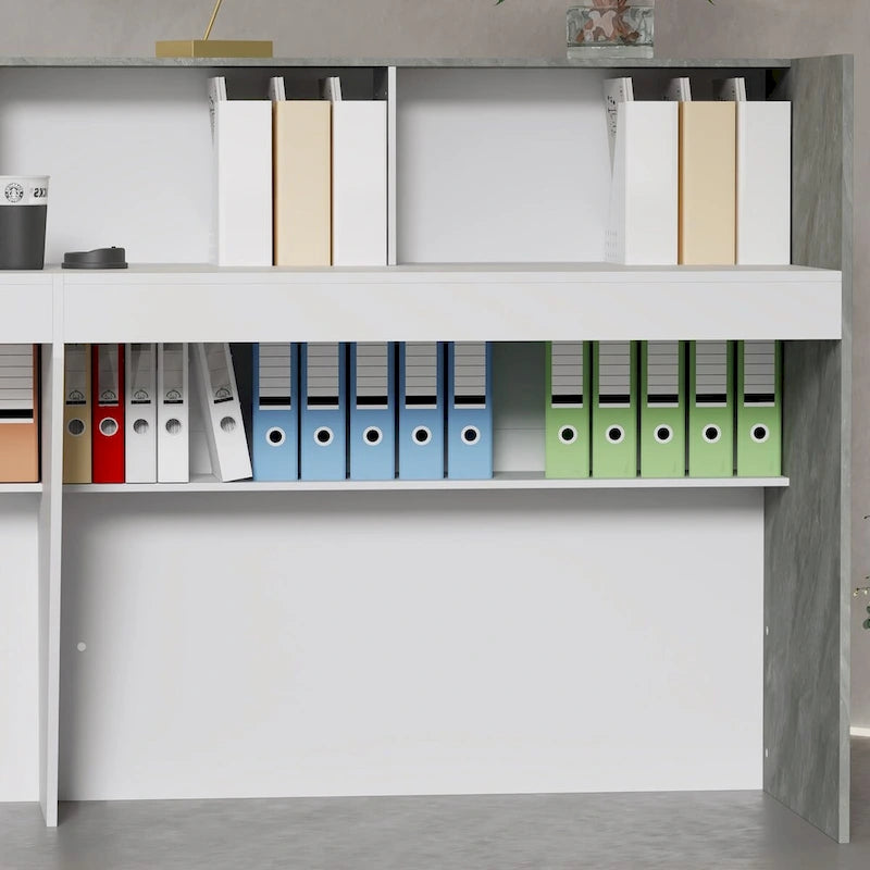 Comptoir d'accueil blanc avec surface pour ordinateur